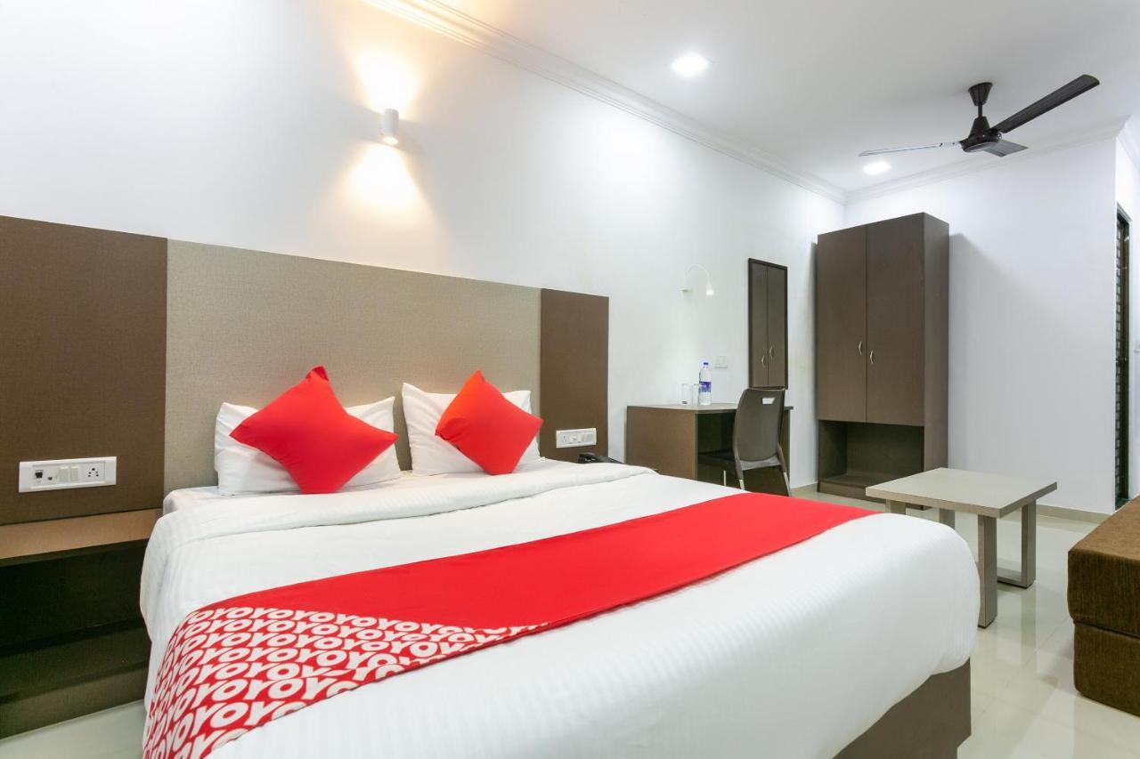 Hôtel Collection O 74412 Ardaas Residency à Bombay Extérieur photo