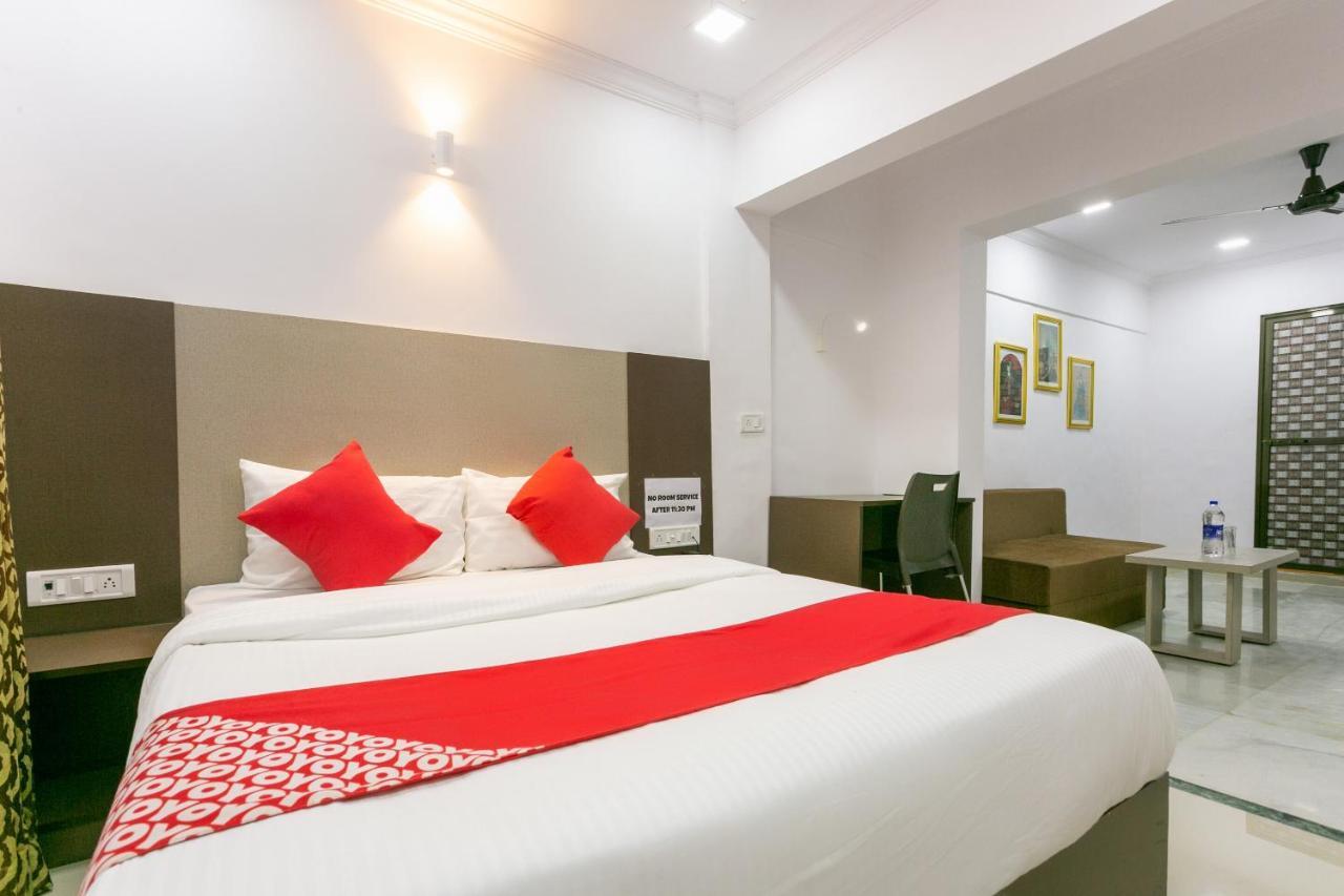 Hôtel Collection O 74412 Ardaas Residency à Bombay Extérieur photo