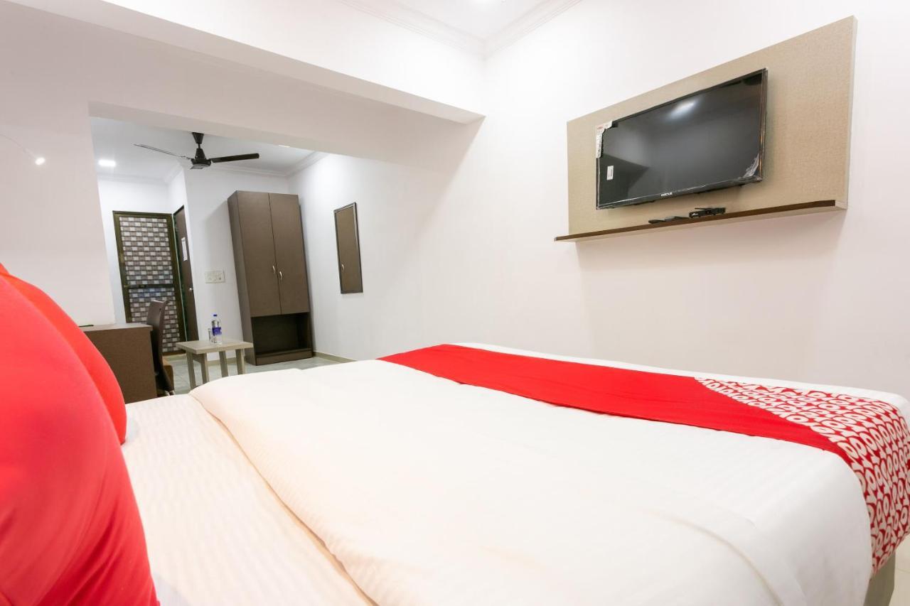 Hôtel Collection O 74412 Ardaas Residency à Bombay Extérieur photo